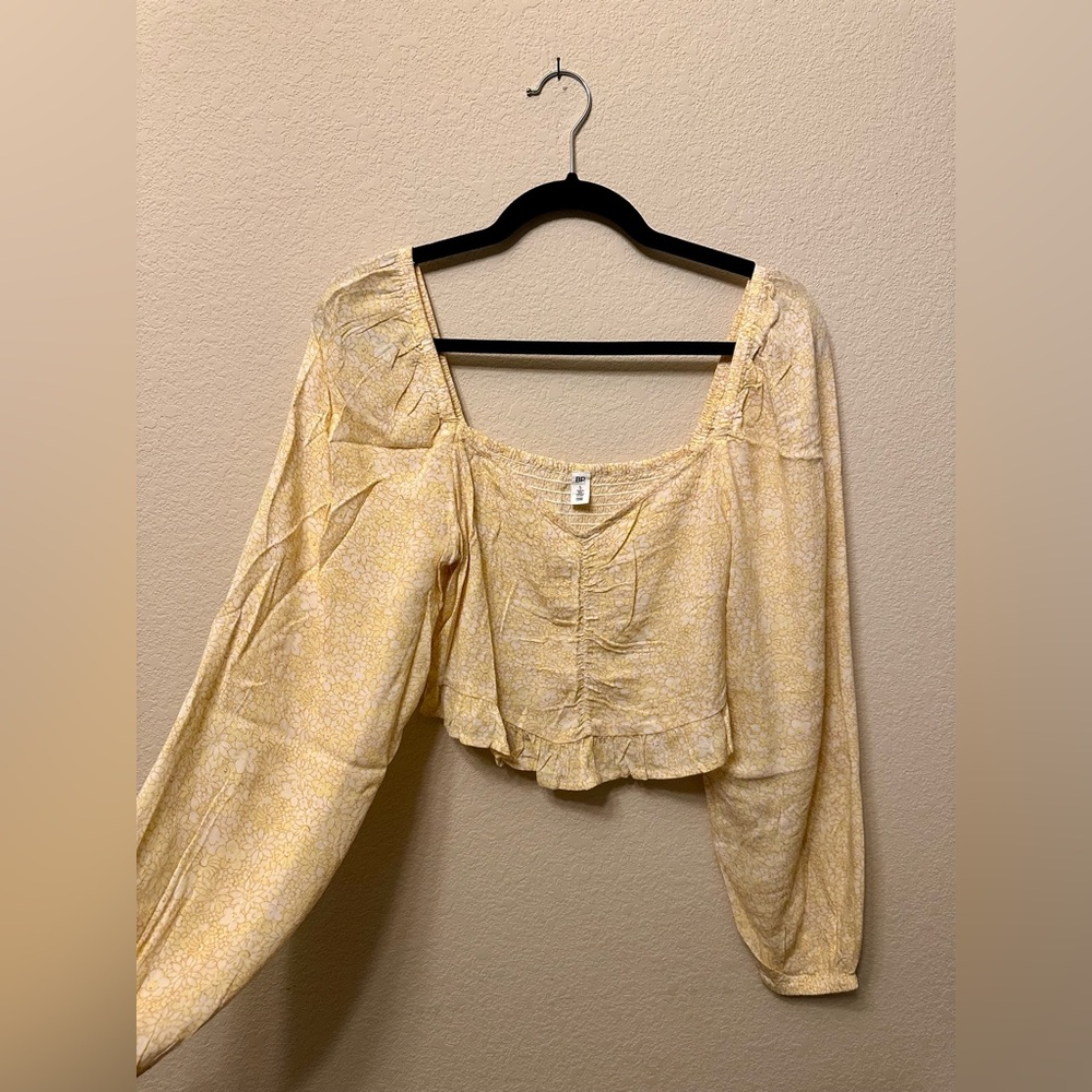 BP yellow floral cropped top with balloon sleeves